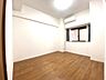 洋室：北西側洋室2※本画像は入居者様の家具をCGで消した画像であり、現況と異なる可能性がございます。