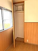 各部屋に収納があります♪