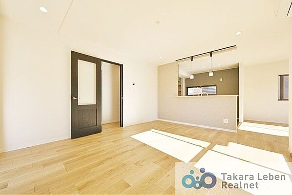 リビング/ダイニング 黒川郡大和町もみじケ丘1丁目　中古戸建