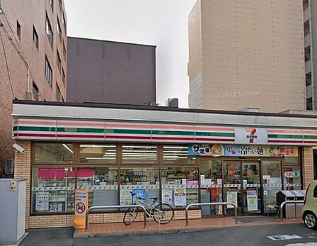 セブンイレブン盛岡内丸店 徒歩4分。 280m