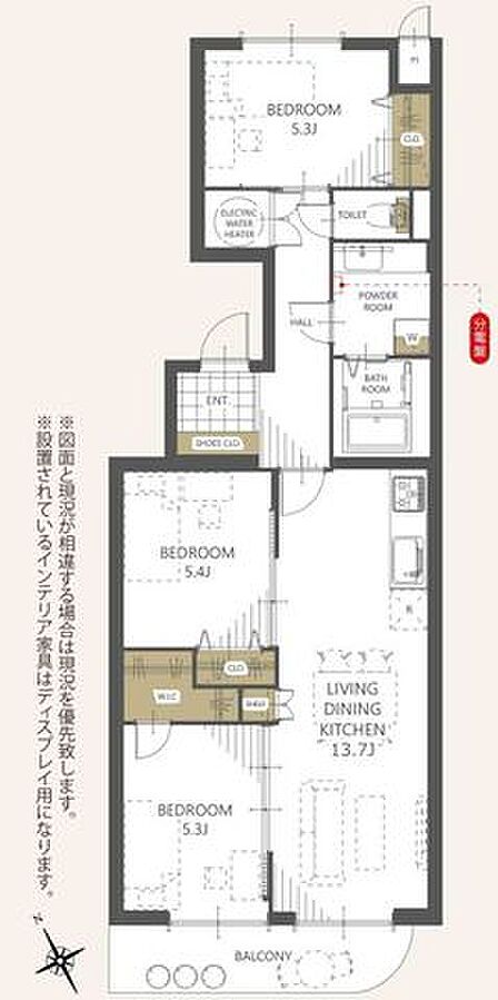 効率の良い家事同線を追求した水回り集中設計。各所に収納を設けた暮らしやすいプランです。