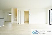 家族のコミュニケーションが弾むリビングイン階段