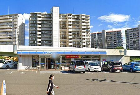 ローソン多賀城東田中店 徒歩5分。 400m