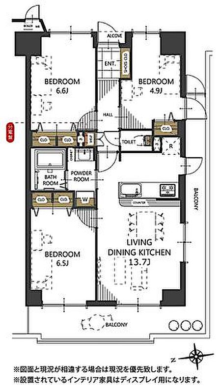 5階部分の南西角部屋で日当り・通風・眺望良好な室内。内装リノベーションで生まれ変わるキレイなお部屋です。