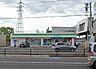周辺：ファミリーマート中野栄駅前店 徒歩3分。 180m