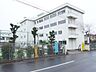 周辺：仙台市立南小泉小学校 徒歩10分。 750m
