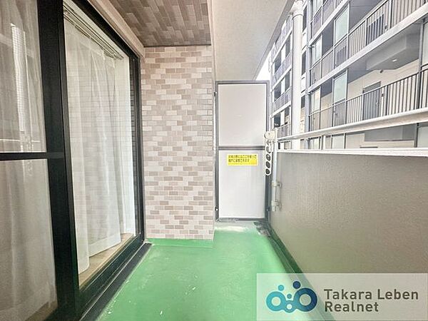 バルコニーを拡大表示