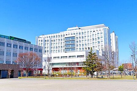 仙台市立病院 徒歩7分。 500m