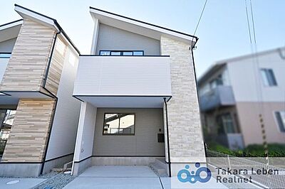 外観：シンプルながら洗練された、品格のある外観デザイン。落ち着きのある佇まいが、住まう人に安心感を与えてくれます。