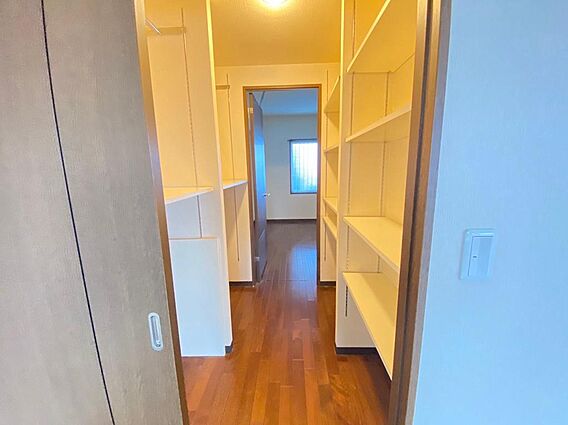 １０階建て８階...