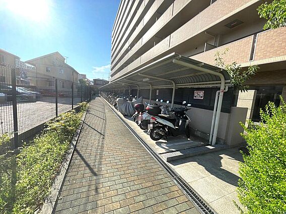 平日のご案内も...