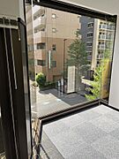 ※退去前につきまして、別の階の同じ間取りのお部屋の写真でございます。多少仕様が異なる場合がございます。