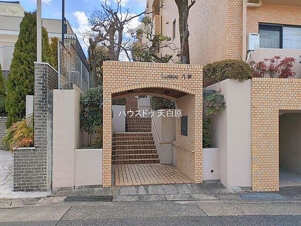 エントランスを拡大表示