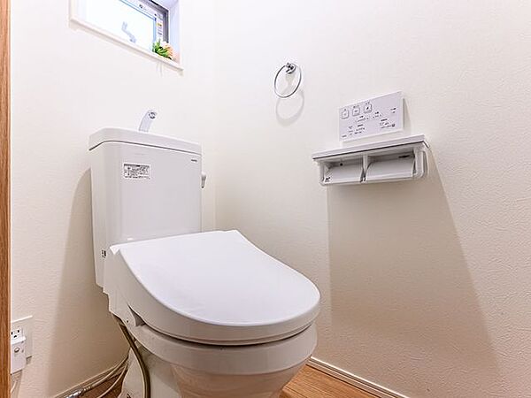トイレを拡大表示