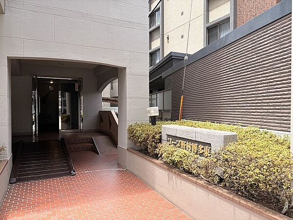 エントランスを拡大表示