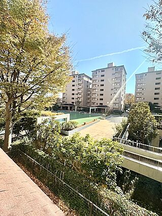 バルコニーから...