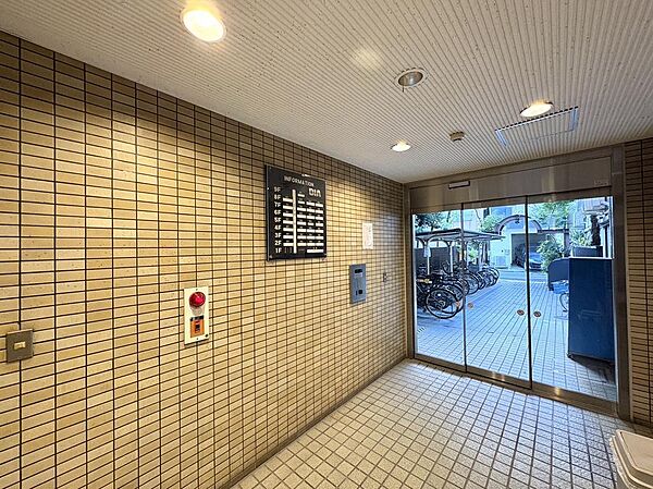 エントランスを拡大表示
