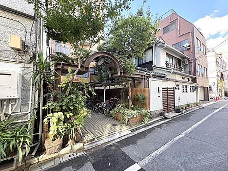 エントランスアプローチ