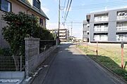 周辺環境や街並みなど、図面だけでは分からない現地の雰囲気もぜひご確認くださいませ。