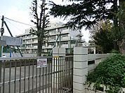 横浜市立石川小学校　990m