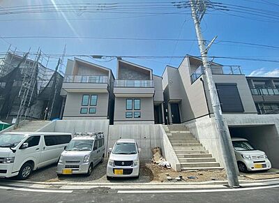 外観:毎日の暮らしに寄り添う、優しい雰囲気の外観が魅力です。 外観:毎日の暮らしに寄り添う、優しい雰囲気の外観が魅力です。