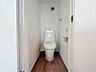 トイレ：2階にもトイレを設置。朝の身支度をする際の混雑緩和などに有効にお使いいただけます。