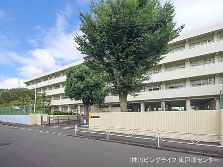 横浜市立丸山台中学校　540m