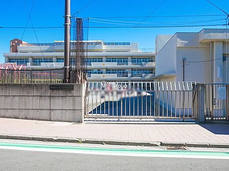 小学校 592m 横浜市立富士見台小学校