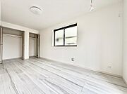 1号棟  ■窓の配置や通気性の良い設計で部屋の空気がこもらず、常に新鮮な空気が流れます
