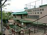 周辺：幼稚園・保育園 900m かおり幼稚園
