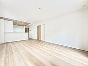 7号棟  ■光と風を感じる、リラックスできる空間