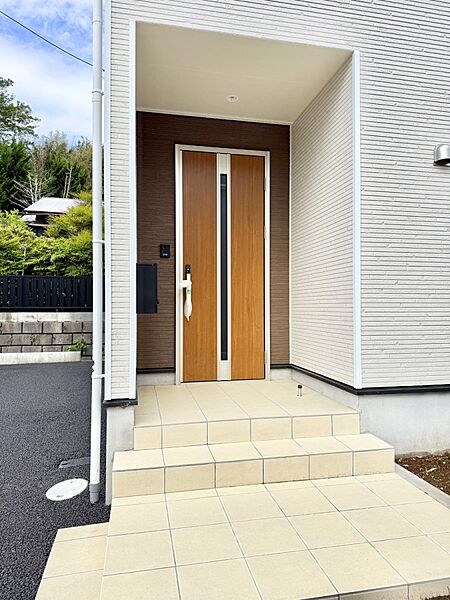 玄関を拡大表示