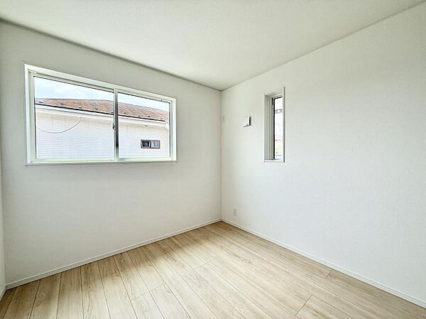 寝室を拡大表示
