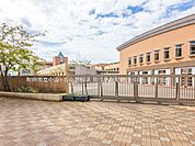 小学校 750m 町田市立小山ヶ丘小学校