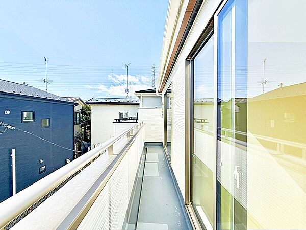 バルコニーを拡大表示