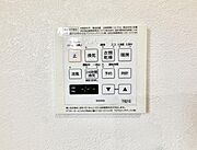 ■浴室をすぐに暖かく湿気も取り除けて便利