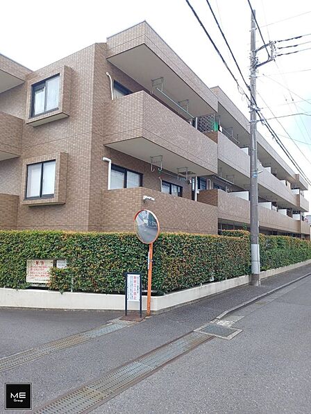鶴間駅から徒歩11分の好立地