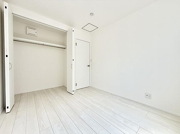 寝室を拡大表示