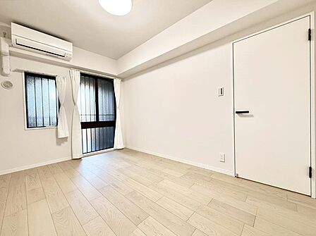 ■静かな洋室で読書や趣味に集中できる場所