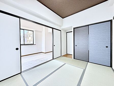 ■落ち着いた色合いのお部屋で穏やかな時間を楽しめます