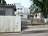 周辺：小学校 800m 狛江市立和泉小学校