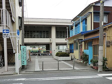 小学校 400m 横浜市立平沼小学校