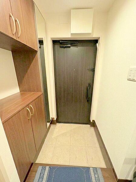 玄関を拡大表示