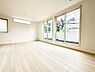 リビング/ダイニング：A号棟  ■光と風を感じる、リラックスできる空間
