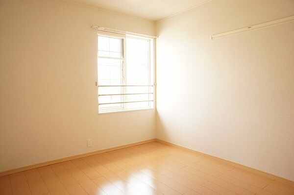 apartment 栃木県宇都宮市東塙田２丁目2-17