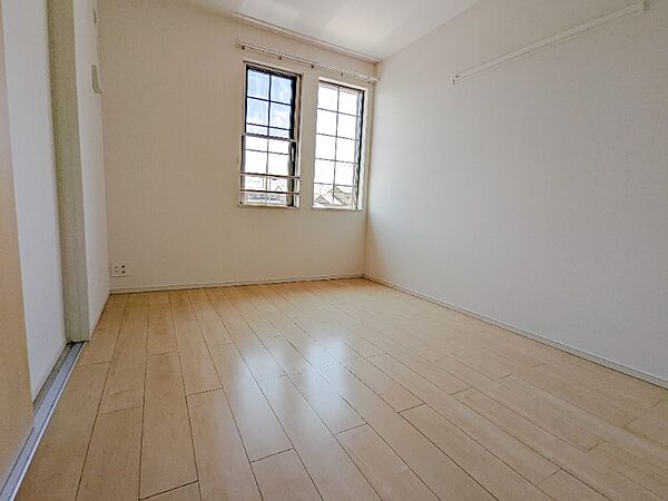 apartment 栃木県宇都宮市東塙田２丁目2-17