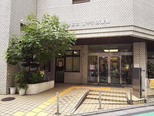 画像28:【図書館】渋谷区立富ヶ谷図書館まで699ｍ