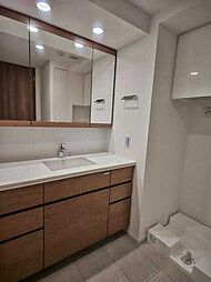 コンパクトで使いやすい洗面所