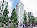 街に溶け合う美...