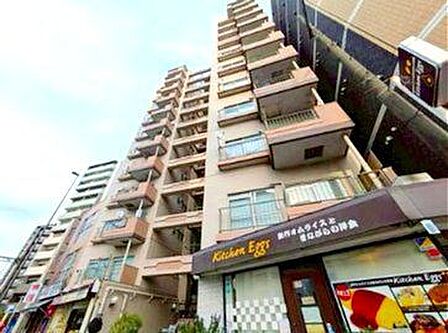 太陽に愛され、陽当り・通風に優れた魅力的で快適さを追求したマンションです。ここに住むからこそ意味がある。そんな特別感に浸りながら、毎日をお過ごしして欲しいです。